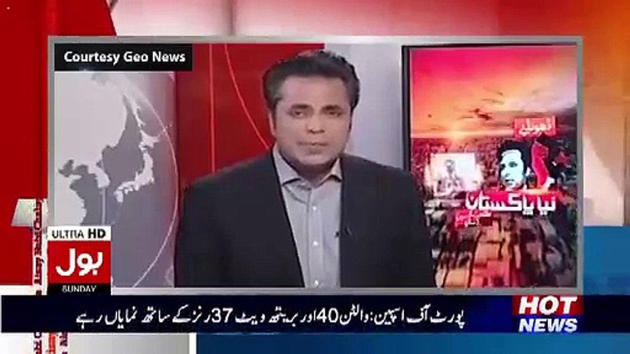 Amir Liaquat Bashing Talat Hussain For Criticizing Imran Khan & Army Chief's Meeting