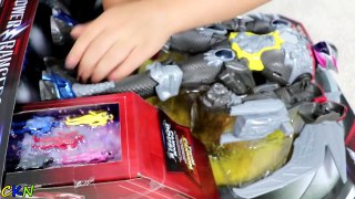 New Power Rangers Movie 2017 Toys Unboxing Giant Surprise Egg Opening Fun Ckn Toys-JeRTnyL-KhM