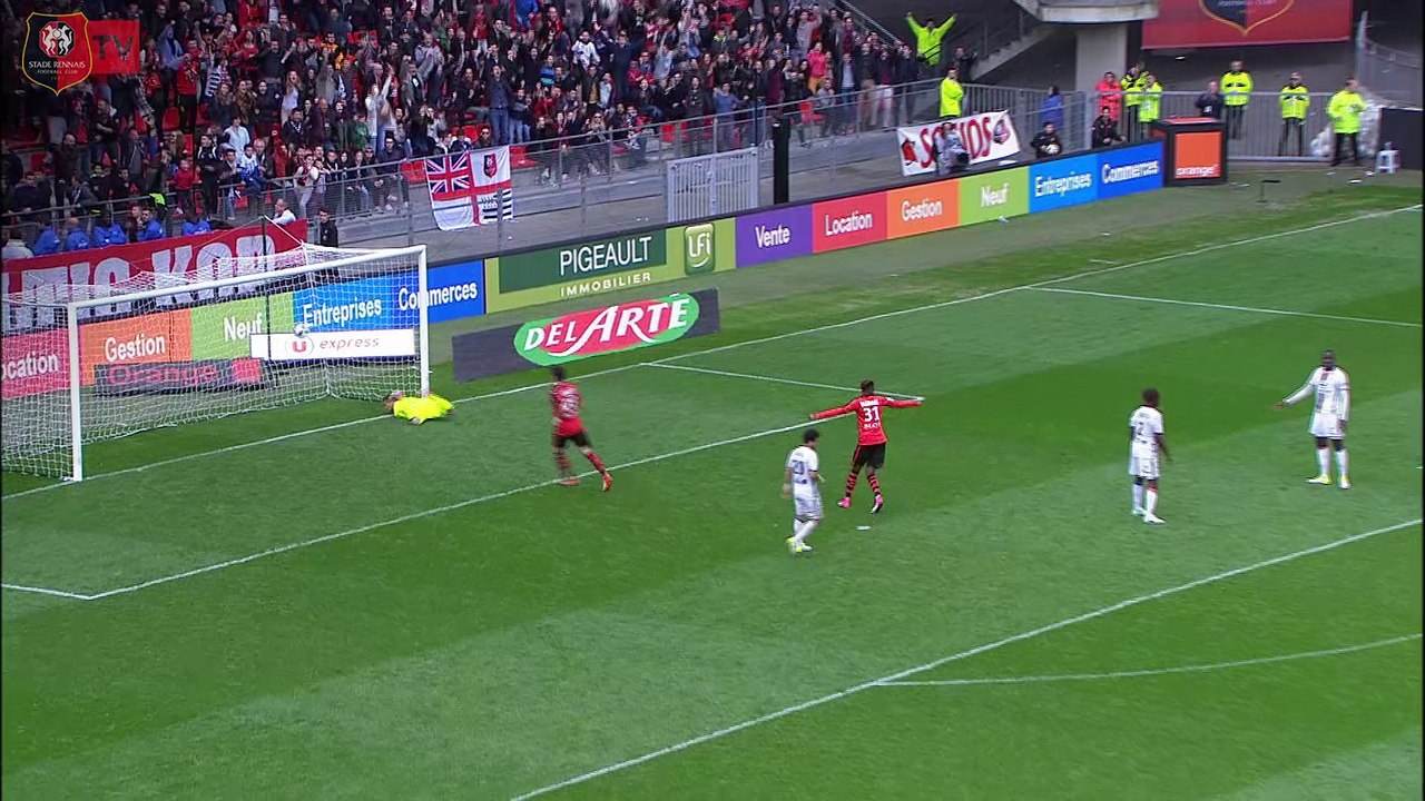 1er but pour Firmin Mubélé avec le Stade Rennais F.C.
