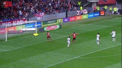 1er but pour Firmin Mubélé avec le Stade Rennais F.C.