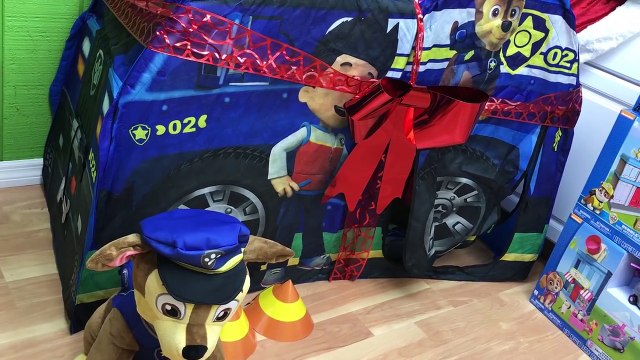 BIGGEST PAW PATROL SURPRISE TOYS BOX Opening PawPatrol Eggs Toy Surprises Tricycle Ride-On Tracker-25CNZpM89Sc