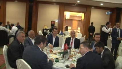 Egemen Bağış'tan, Deniz Baykal'a Sert Tepki: "Çüş Be Deniz Abi, Yakıştı mı Bu Laf Sana"