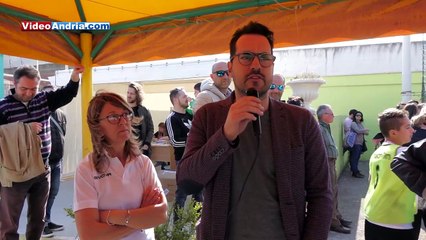 Forum Giovani Andria e Rotaract Club Trani consegnano defibrillatore