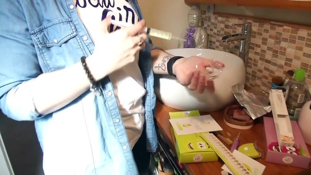 Blanchiment des dents: un sourire éclatant mais pas sans risque