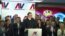 Premiê Vucic eleito presidente da Sérvia