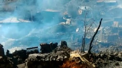45 Haneli Köydeki 25 Ev Yandı (1)