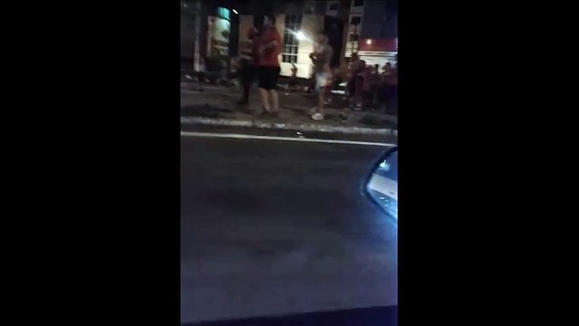 Policiais atuam durante briga de torcedores após Fla x Flu em Cariacica