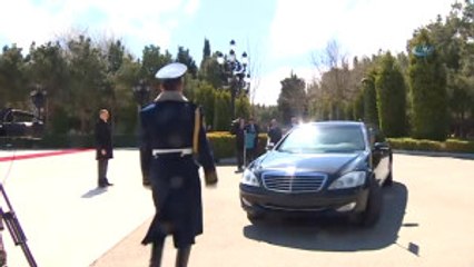 Bakü)- Kazakistan Cumhurbaşkanı Azerbaycan'da