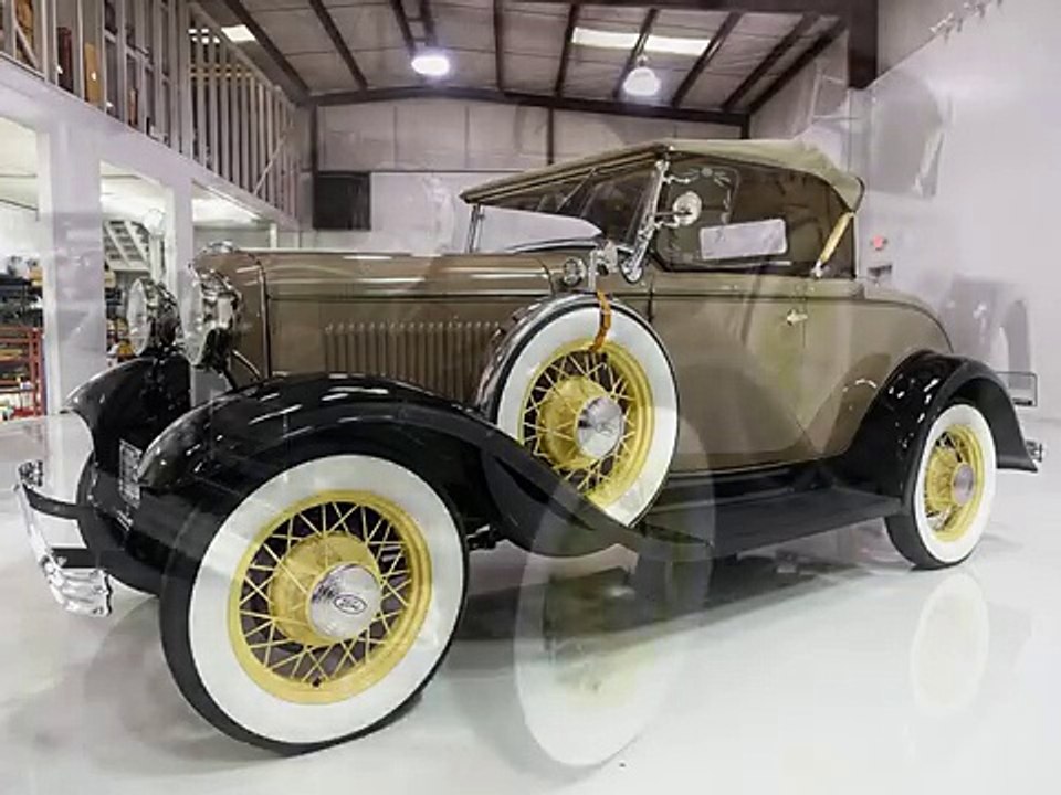 Daniel Schmitt & Co. presents Classic Ford Evolution in Time