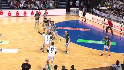 Le but le plus ridicule de l'histoire du Handball... Bravo le goal
