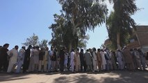 ACNUR reanuda las repatriaciones de afganos en Pakistán con recorte de ayudas