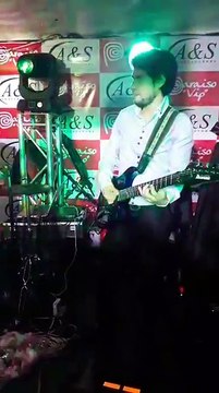 Orquesta Papillón bailando el pasito perrón