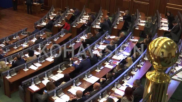 Kthimi i Listës Serbe bëri që projektligji për Arsimin e Lartë të largohet nga Kuvendi