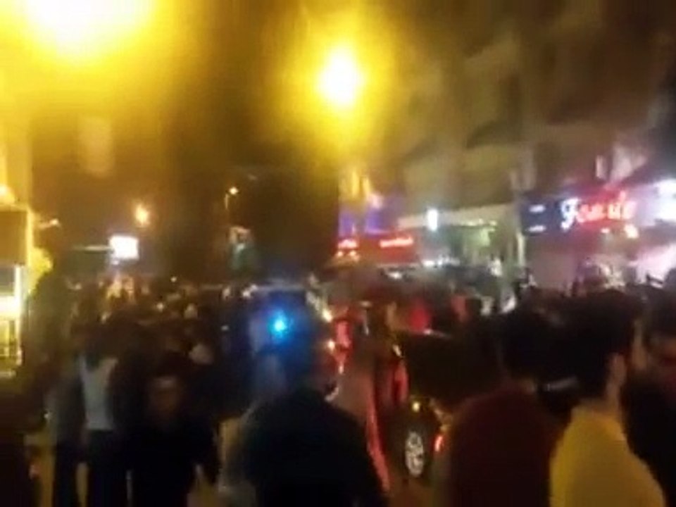 تحرش جماعي بـ«فتاة» في الزقازيق والشرطة تفرقهم بطلقات تحذيرية