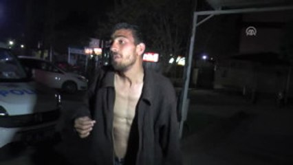 Zabıtaların Araçların Camını Silen Genci Darbettiği Iddiası