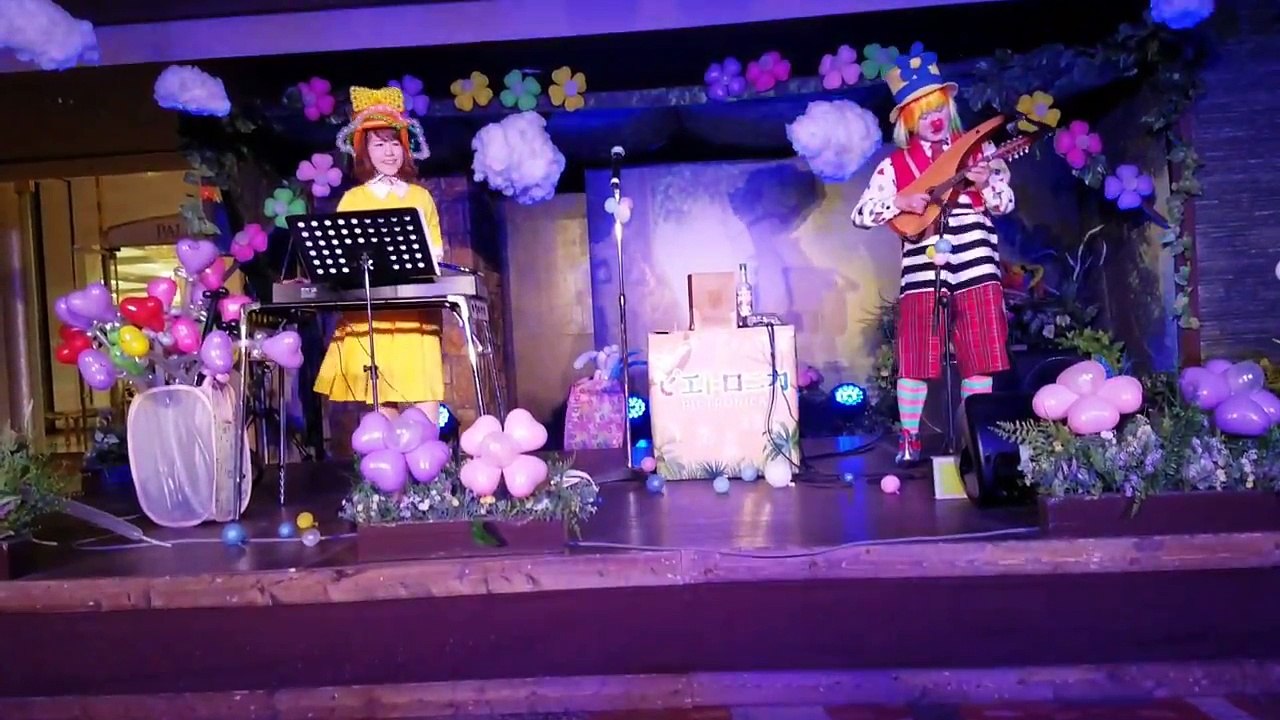 hot springs night show 1 yukata japan hokkaido toya lake