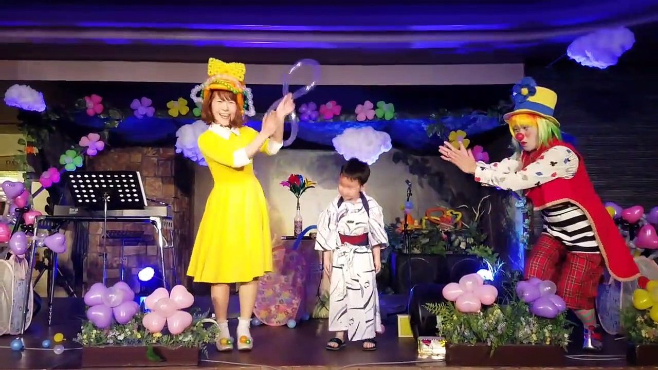 hot springs night show 3 yukata japan hokkaido toya lake