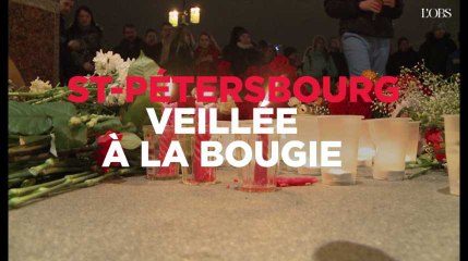 Après l'explosion, veillée à la bougie émouvante à Saint-Pétersbourg