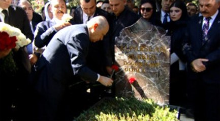 Alparslan Türkeş Kabri Başında Anıldı