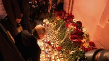 Putin lays flowers in tribute to St Petersburg victims