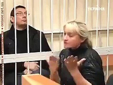 Воу-воу, хлопці, легше з критикою, хто там проти непрозорої абонплати за газ виступає? Ви всі будете імпотентами!