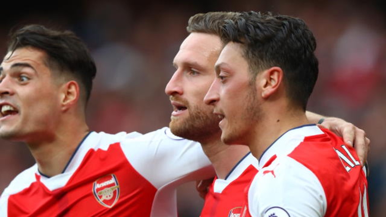 Top four trophy is 'not as easy as it looks' - Wenger