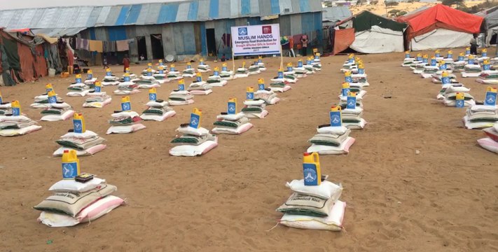 Muslim Charity Distributes Aid to Combat Famine in Somalia