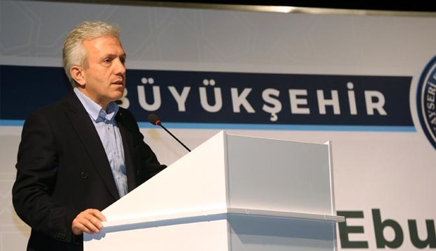 PROF. DR. EBUBEKİR SOFUOĞLU, BÜYÜKŞEHİR BELEDİYESİ’NİN SÖYLEŞİ PROGRAMINA KATILDI.