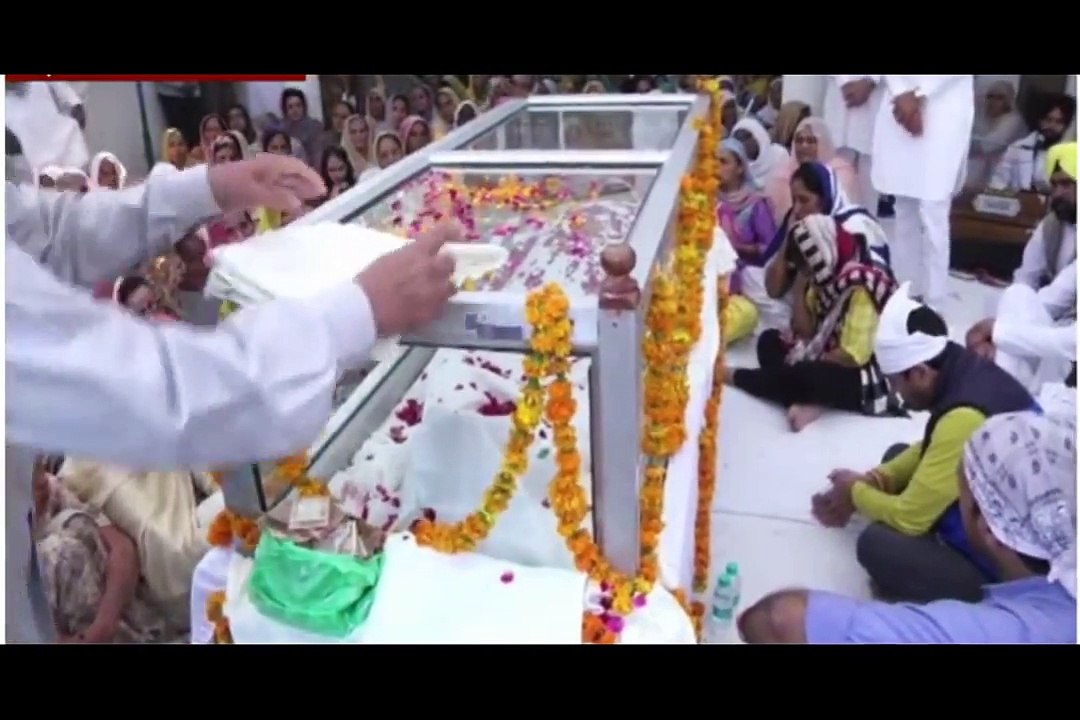 Gurdas Maan 's Mother Tej Kaur died cremated in Gidderbaha