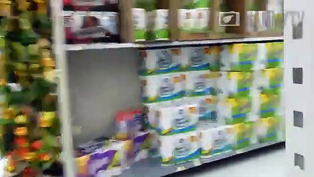 La caméra cachée de la culotte vibrante dans un supermarché