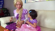 Rapunzel Baby Visits Eye doctor for new Glasses w_ Snow White, Princess Rapunzel, Doctor-TlIkdNvJ