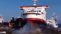 TOP 2017 Boat Crash! Best of Crazy Boat Accidents! Ship Crash Compilation Most Epic Fails Ever! !!-n3RHrJCi