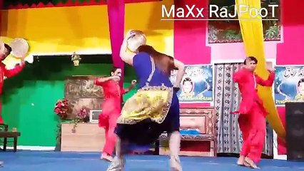 Nida ch . Main Tere Karey Di Machi Aa . HD(360p)