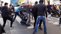 Des manifestants chinois tabassent un pickpocket en pleine rue à Paris monsterbuzz.fr