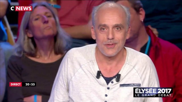 Philippe Poutou : A part Nathalie Arthaud, je crois que je suis le seul à avoir un travail normal