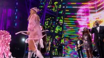 Bruno Mars - Chunky [Victoria’s Secret 2016 Fashion Show Performance] - YouTube