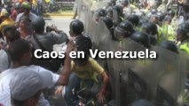 Policía venezolana disuelve marcha de la oposición e impide acceso al Parlamento