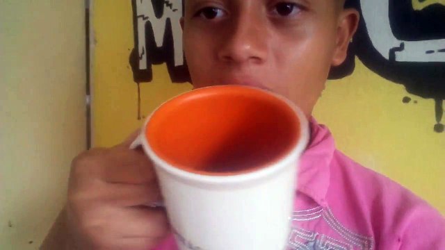 COMENDO OVO CRÚ COM COCA COLA!! Deu Ruim