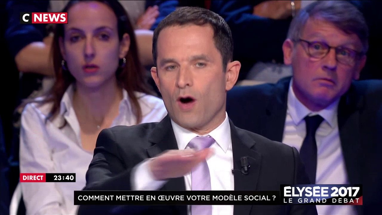 "Faites votre travail ! "  : Quand Benoit Hamon s'en prend à Laurence Ferrari et Ruth Elkrief