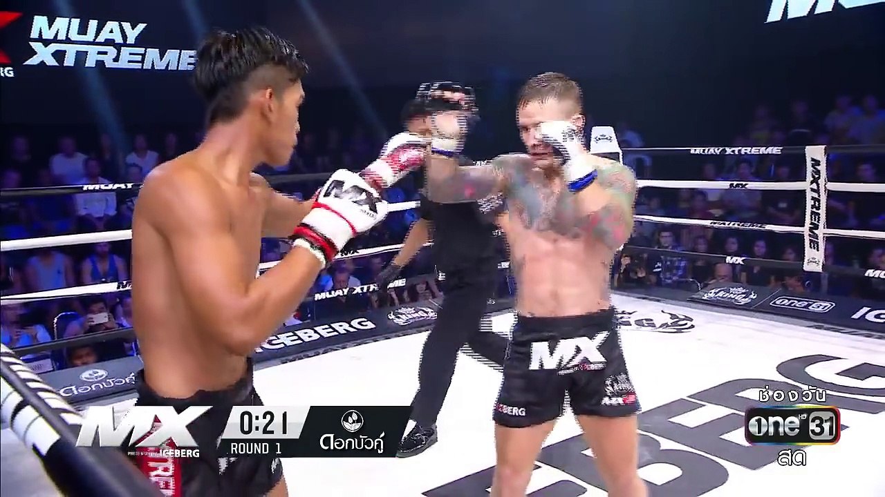 Craig Dickson vs Nuengtrakarn Exindecon Gym