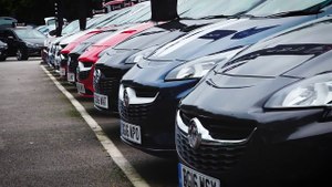 How To - Choose a good car retailer-