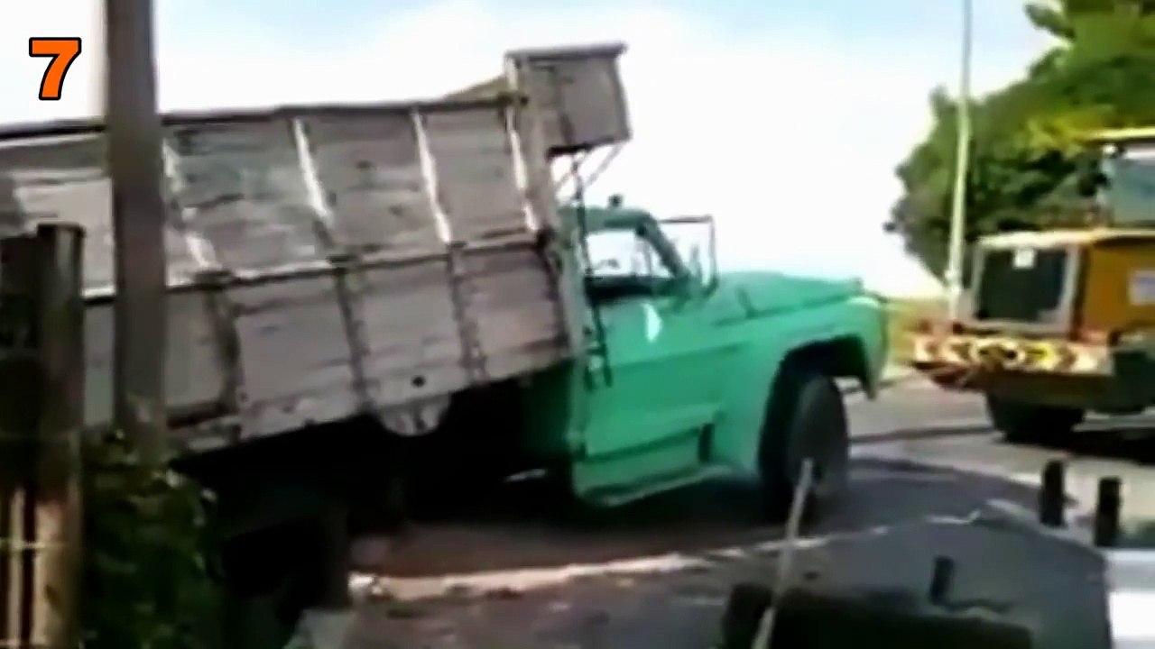 Truck Fails Top 10 Compilation 7