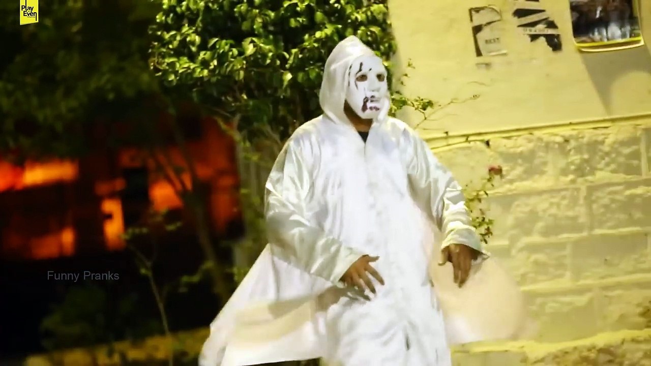Real Ghost at Night Time On Road -- Funny Prank video