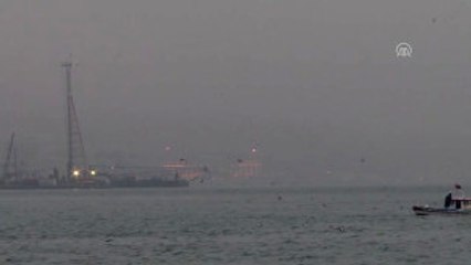 Istanbul Boğazı'nda Yoğun Sis