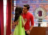 Yeh Rishta Kya Kehlata Hai- Kartik Gets ROMANTIC With Naira- यह   रिश्ता क्या कहलाता है