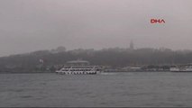Istanbul Boğazında Gemi Geçişlerine Sis Engeli