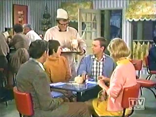 Mayberry RFD - S01E20 - Sam the Expert Farmer