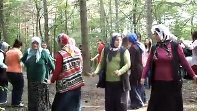 Ortaca Köyü Dernek Eğlencesi Kaşık Oyunu