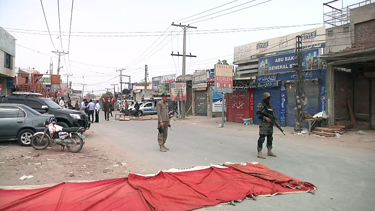 Five killed in suicide bomb blast in Pakistan