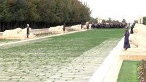Ankara Barosu Başkanı Canduran ve Beraberindeki Heyet, Anıtkabir'i Ziyaret Etti